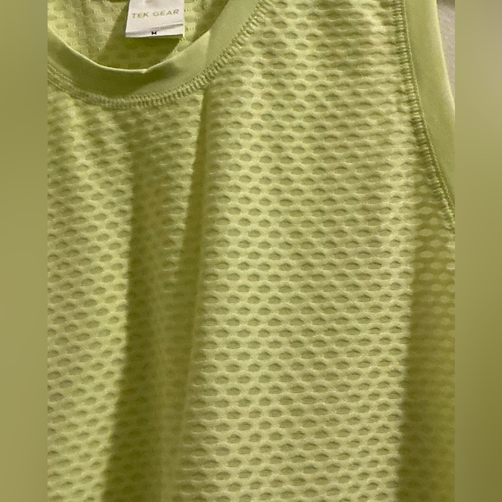 Tek Gear Women's Light Green Mesh look Tank Top - Picture 4 of 4